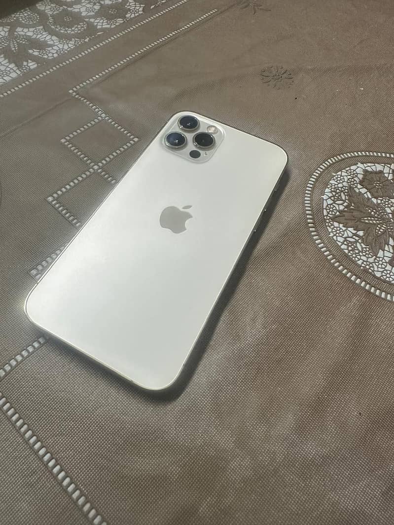 Apple iPhone 12 Pro 0