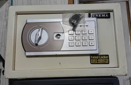 cash safe locker
