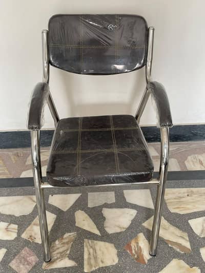 Comfortable sitting chairs.