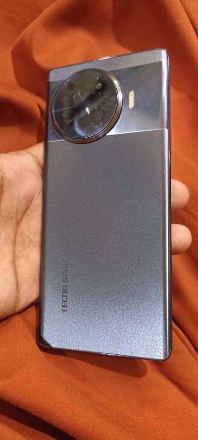 Tecno Spark 20 Pro Plus