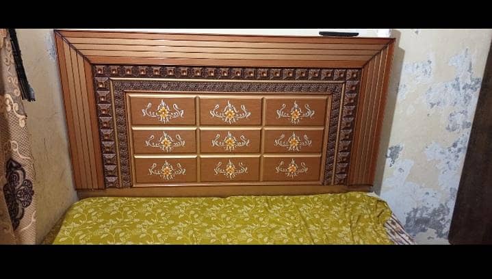 bed matrees showcase dressing 0