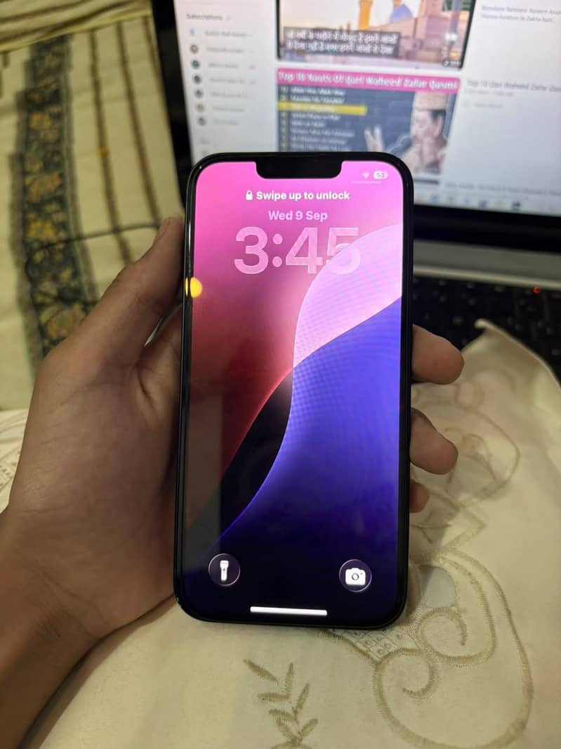 Apple iPhone 14 with Esim availability clean condtion 1