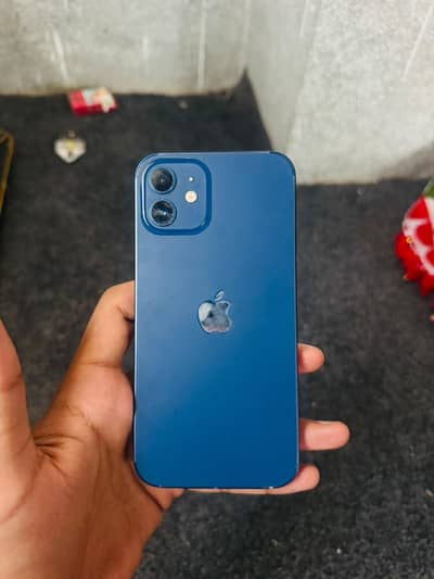 Apple iPhone 12