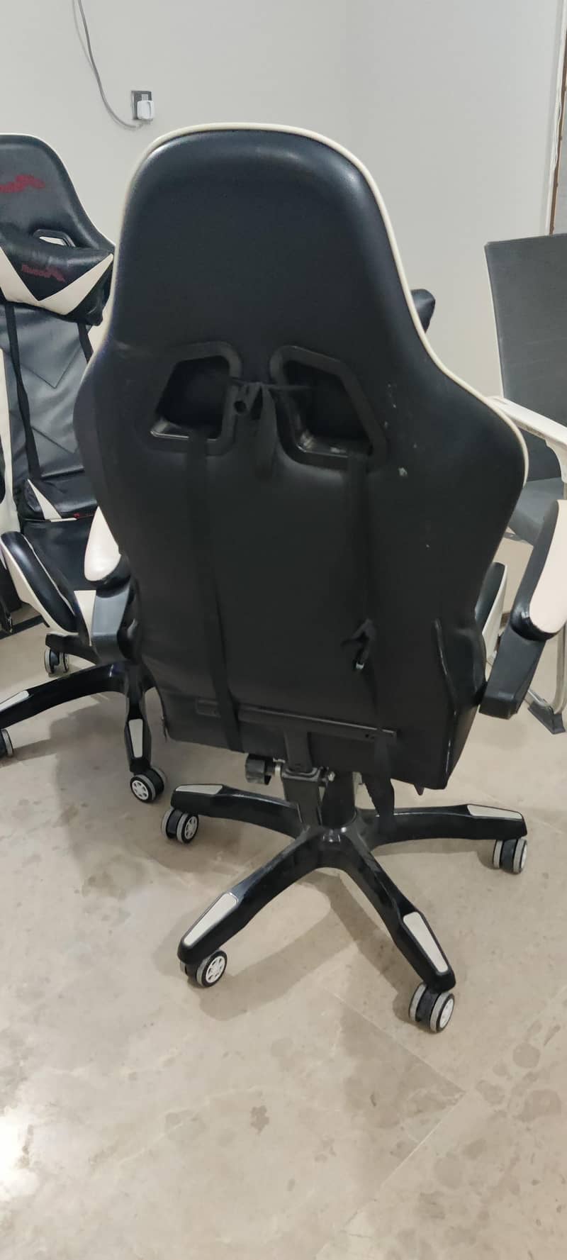 Thunder Gaming Chairs 7