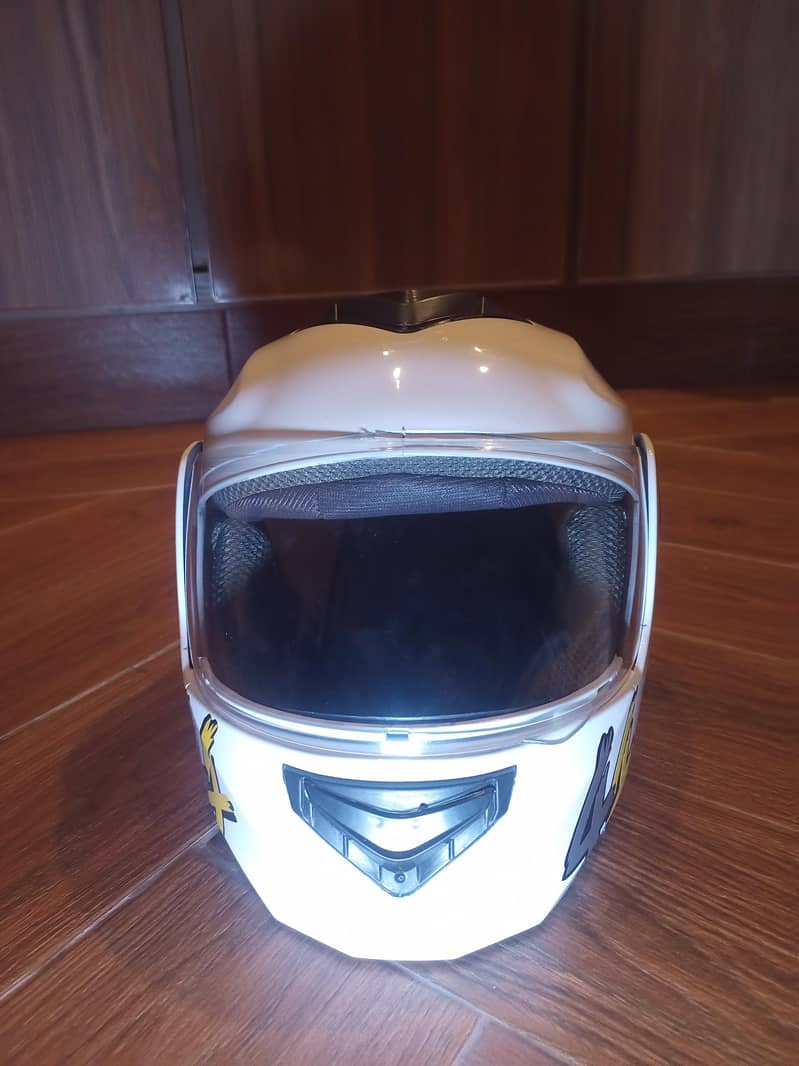 Flip up Helmet 4