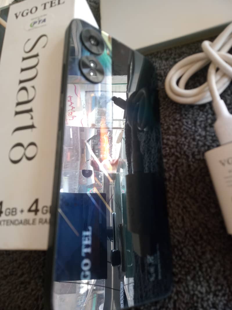 VGO TEL Smart 8  4\64 3