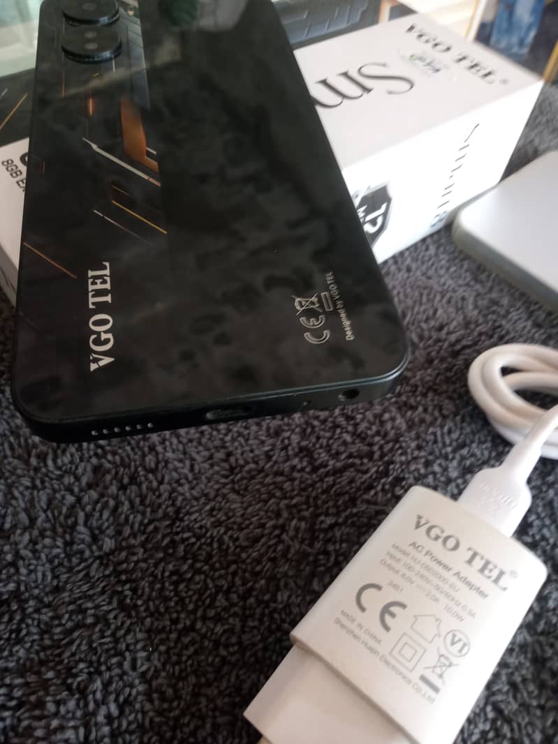 VGO TEL Smart 8  4\64 4