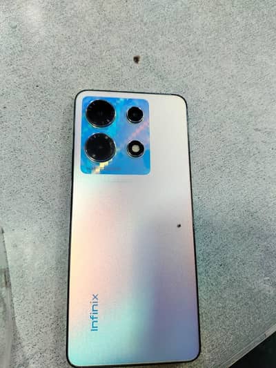 Infinix Note 30