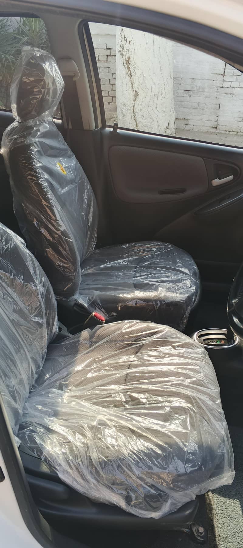 Toyota Vitz 2004 12