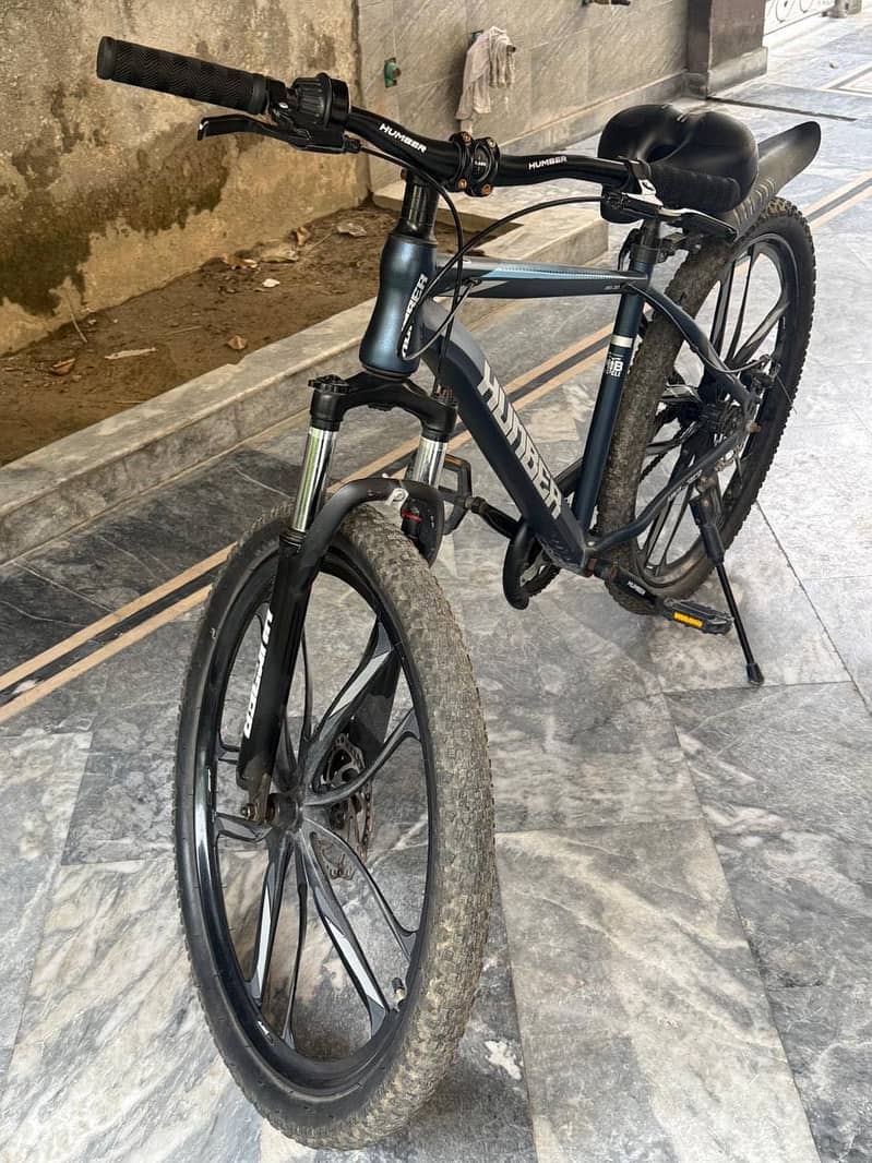 Humber Cycle with disk brakes 3