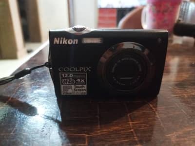 Nikon cool pix s4000