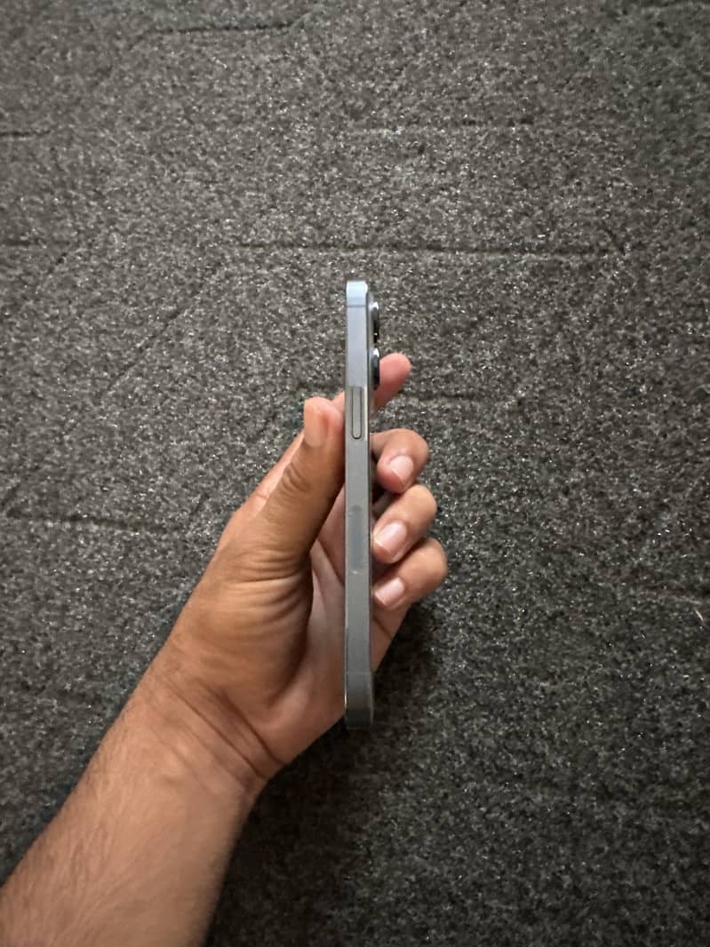 Apple iPhone 13 Pro 1