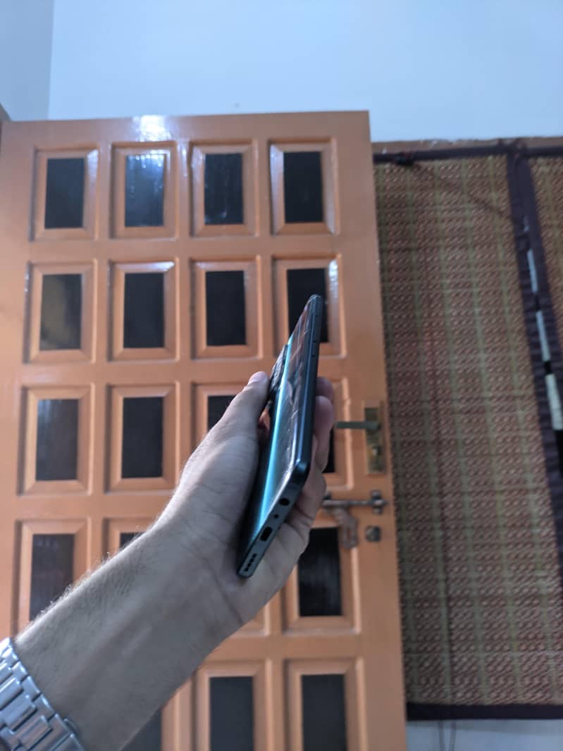 Realme 9 Pro Plus 8/128 7