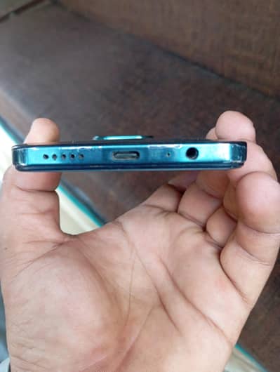 vivo y28