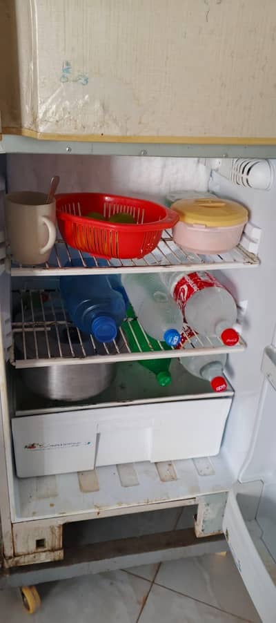 PEL Refrigerator / Fridge for Sale – gud Condition