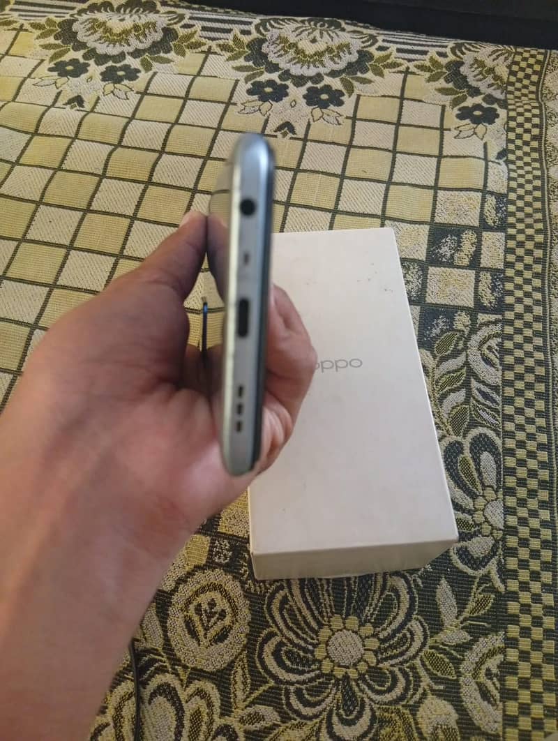 OPPO A54 5