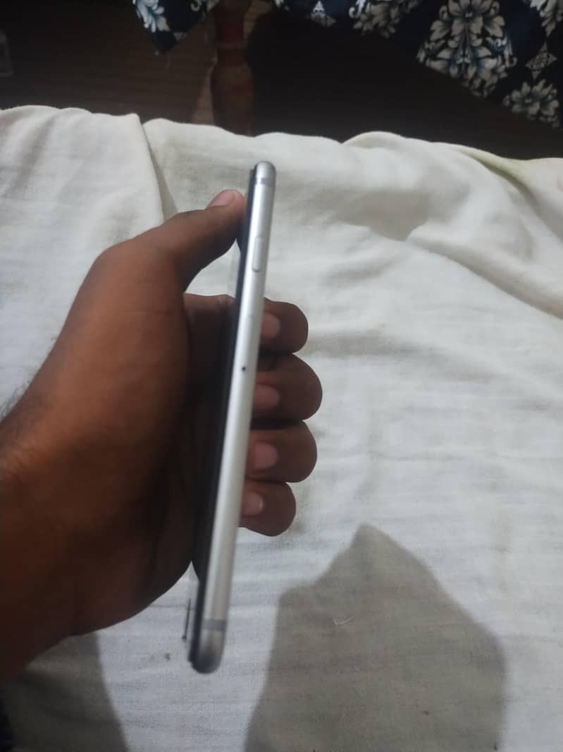 Apple iPhone 6 1
