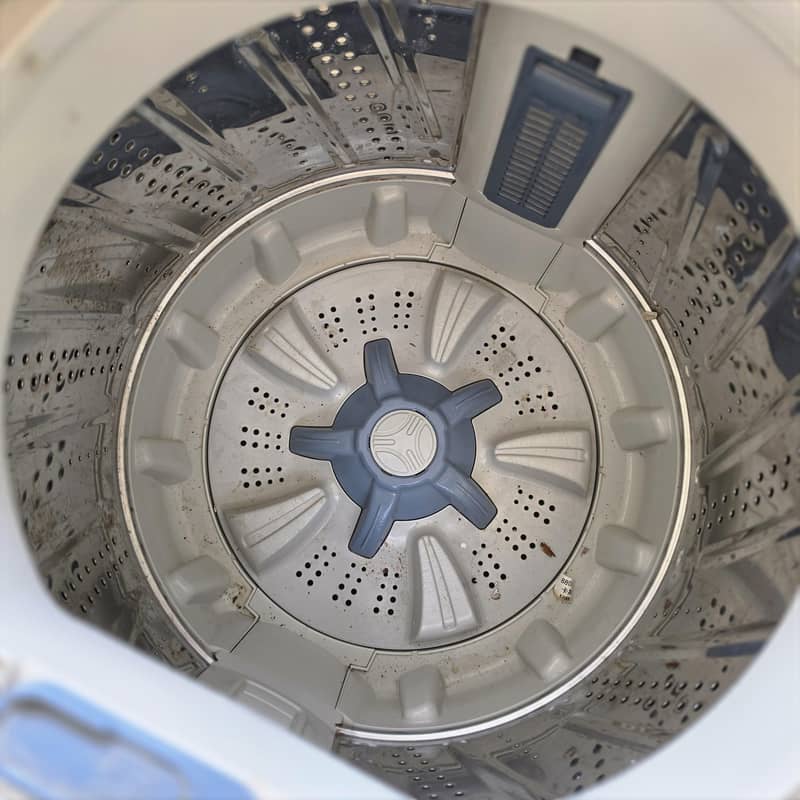Samsung Washing Machine (Automatic) 2