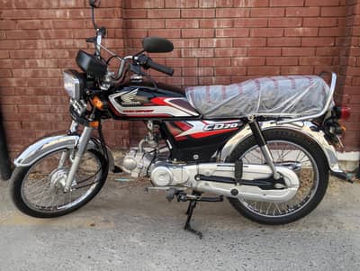 Honda CD 70 2025 Black Lush Condition