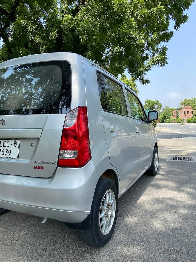 Suzuki Wagon R 2017 4