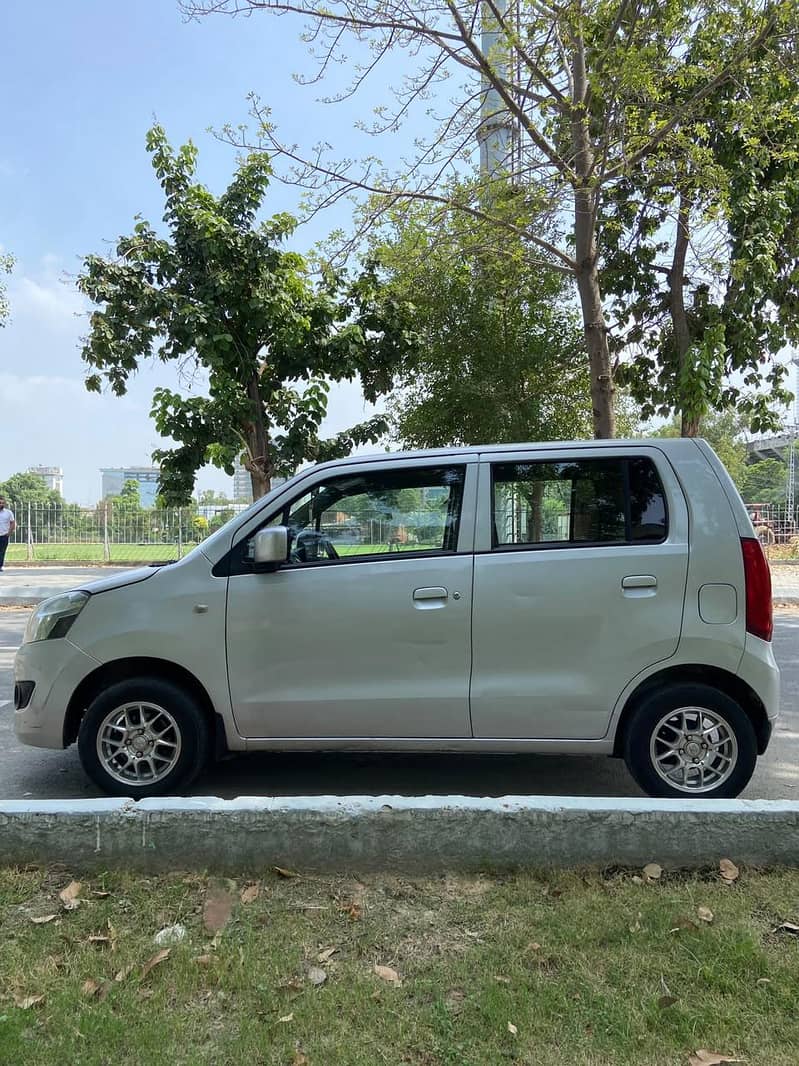 Suzuki Wagon R 2017 6