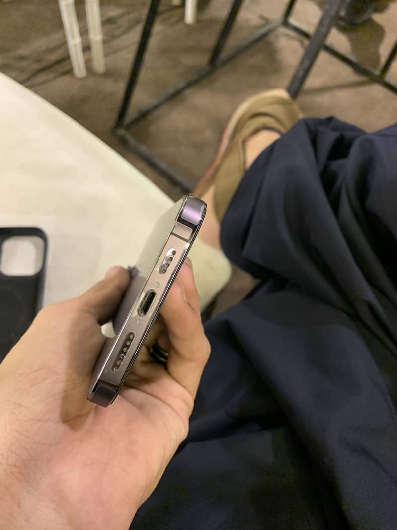 iphone 14 pro max 1