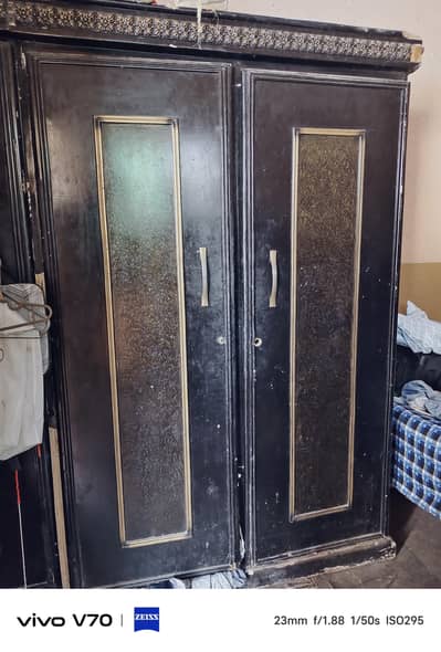 wardrobe three doors home using