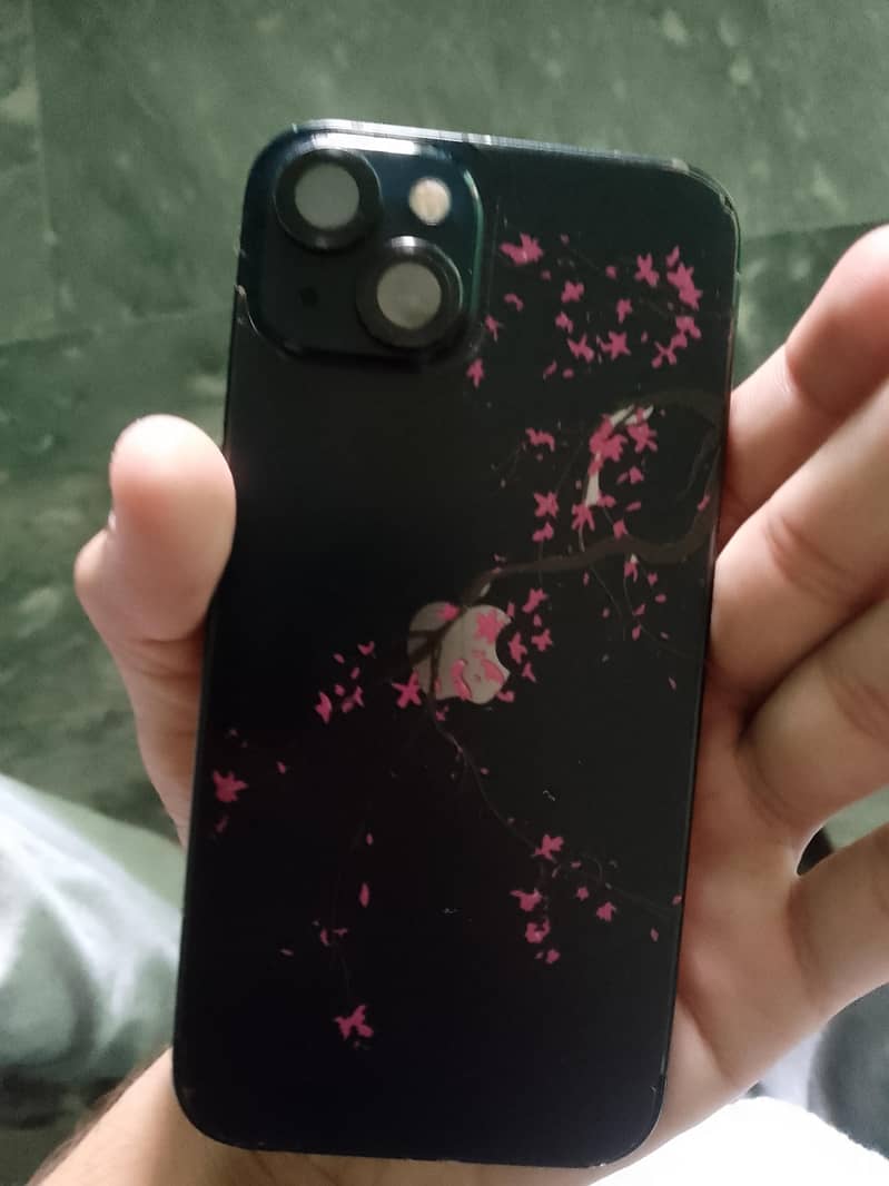 Apple iPhone 13 2
