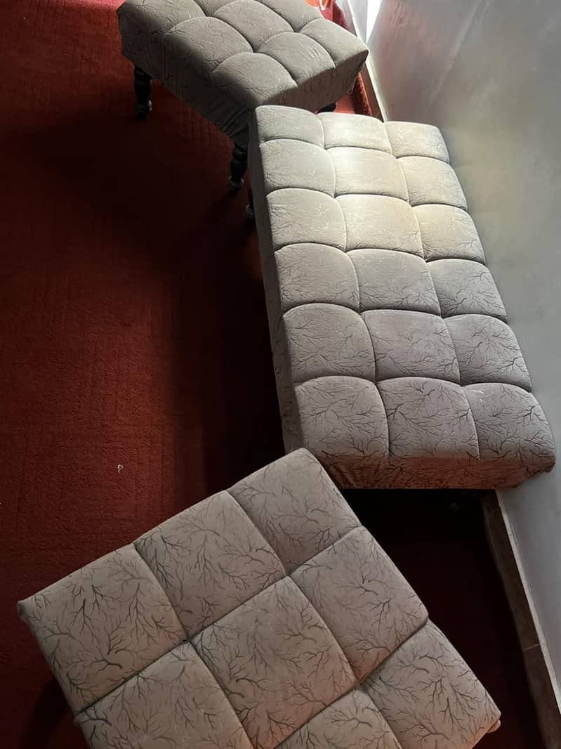 5 Seater Sofa / Sethi set 3