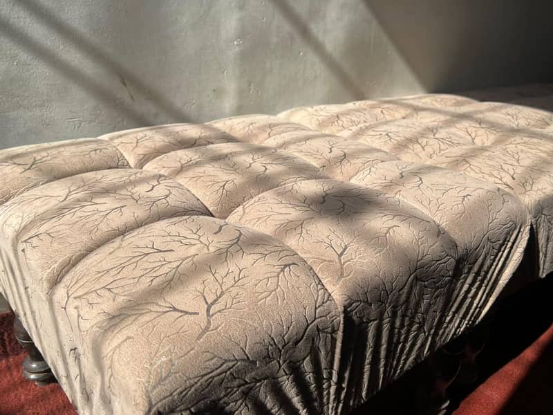5 Seater Sofa / Sethi set 4