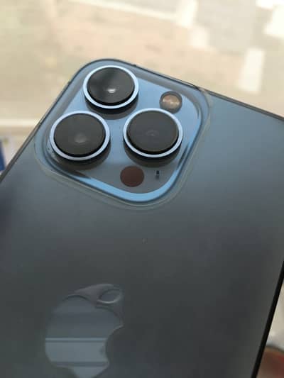 Apple iPhone 13 Pro