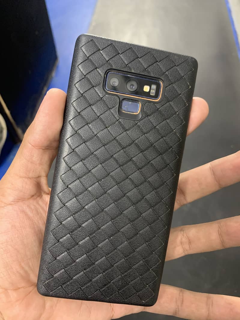 Samsung Mobile Note 9 1