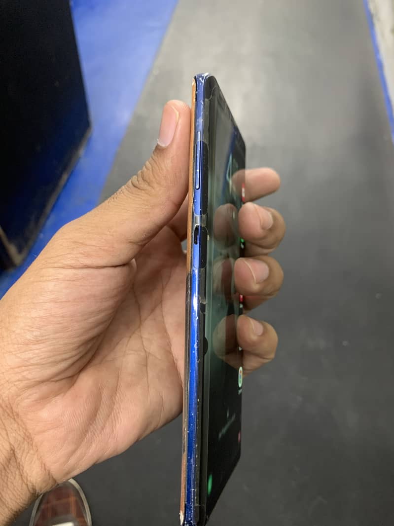 Samsung Mobile Note 9 3