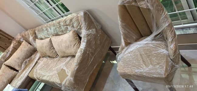 L shape sofa 5 seater with 1 day bed 3 dining chairs with 1 dining