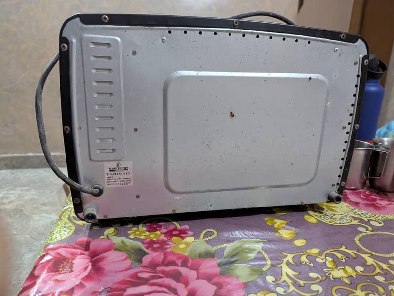microwave oven/toaster 2