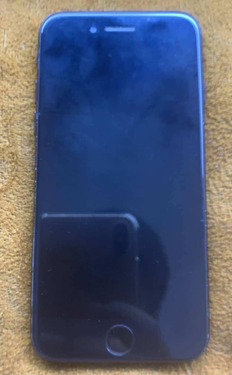 Apple iPhone 7 2