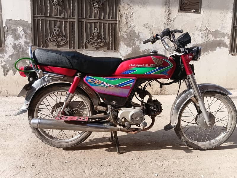 Honda CD70 0