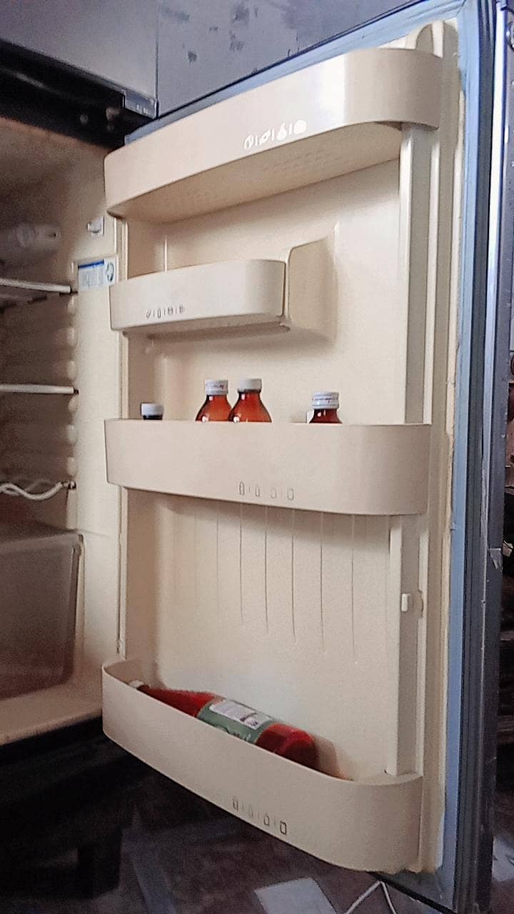 Orient refrigerator 1
