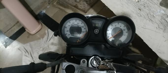 Yamaha YBRz 125 2017