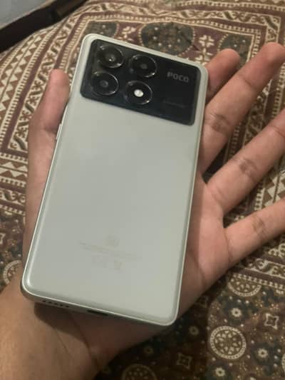 Xiaomi POCO X6 Pro