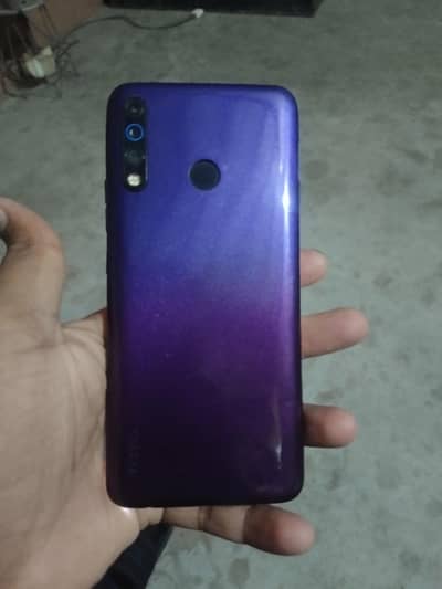 Tecno CAMON 12