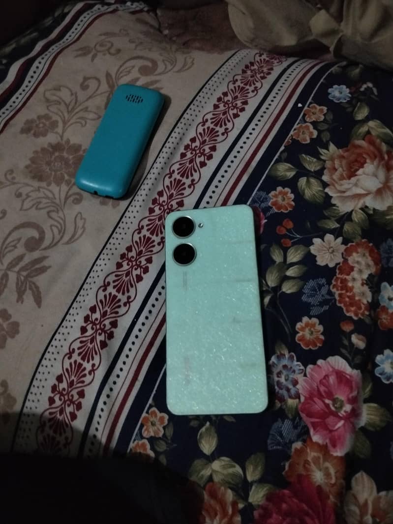 Vivo Y03 2