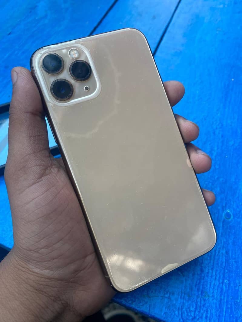 Apple iPhone 11 Pro 1
