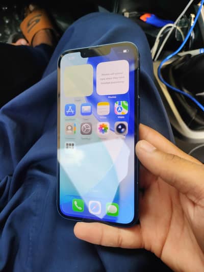Apple iPhone 13 (Carrier Lock)