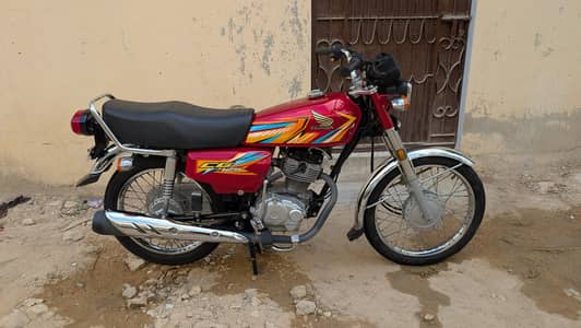 Honda CG 125 2026 – Red