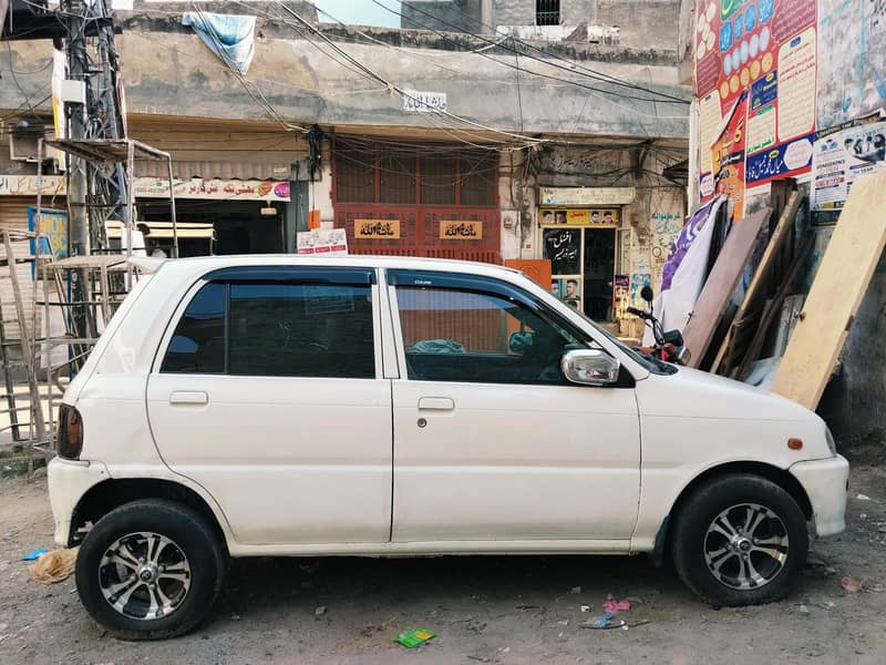 Daihatsu Cuore 2003 0