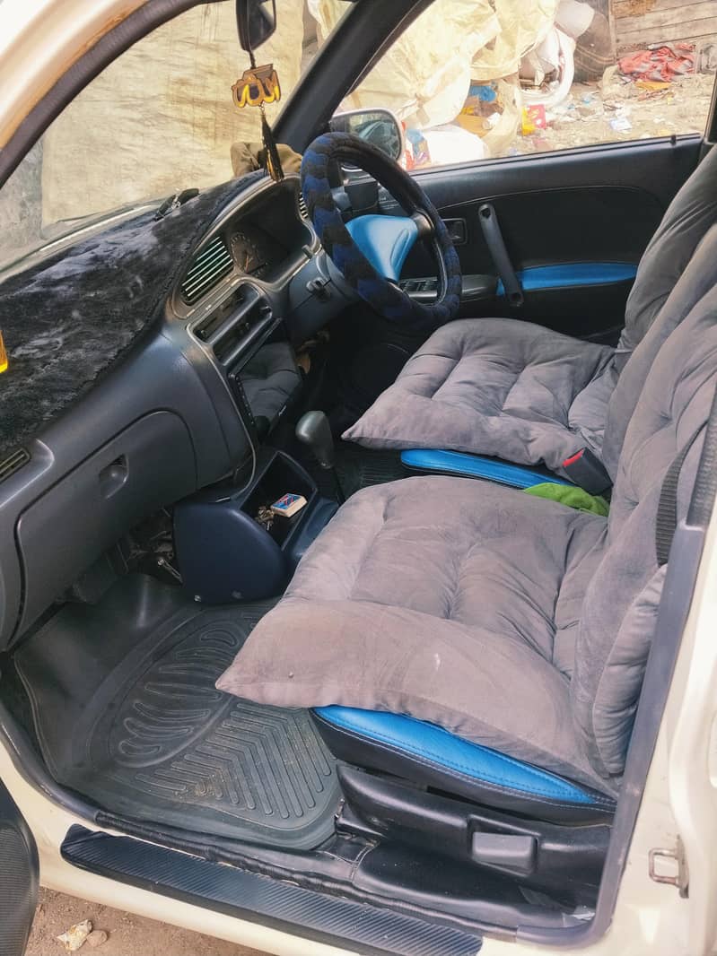 Daihatsu Cuore 2003 11