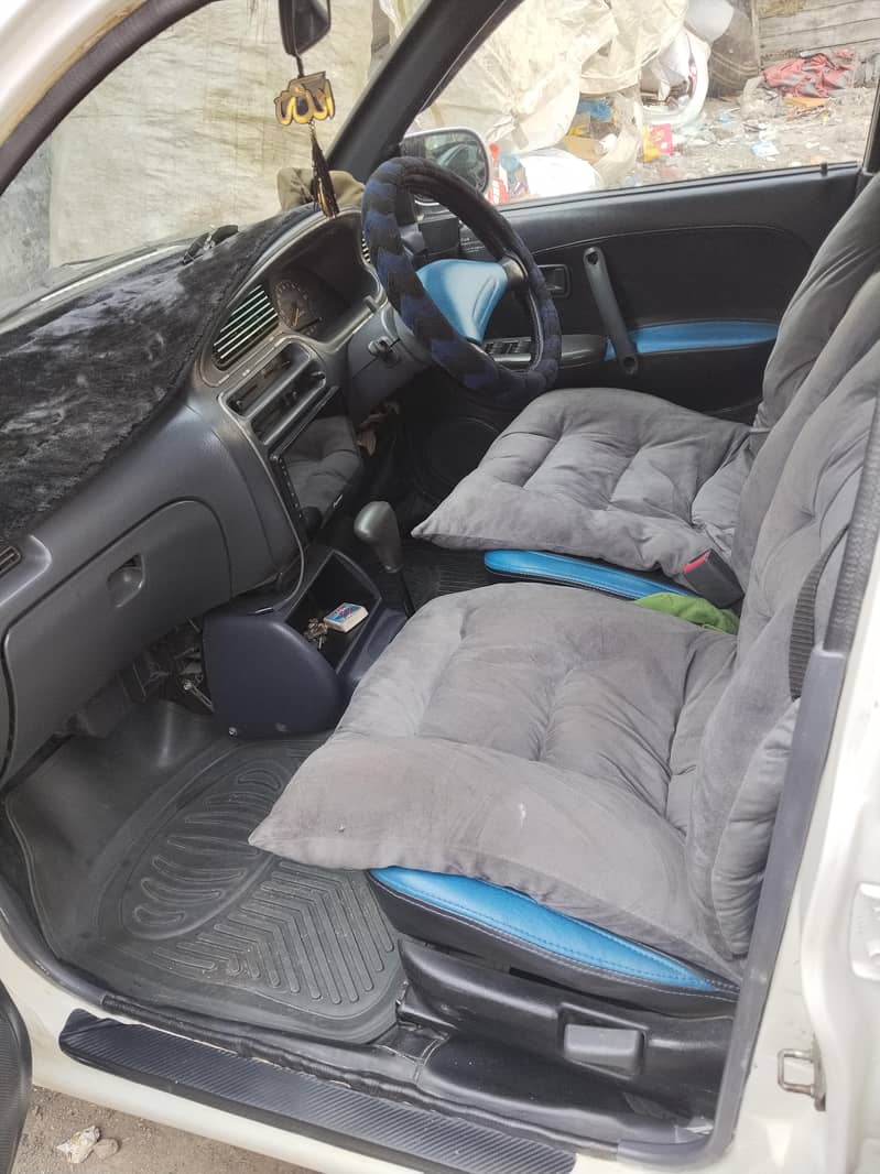 Daihatsu Cuore 2003 12