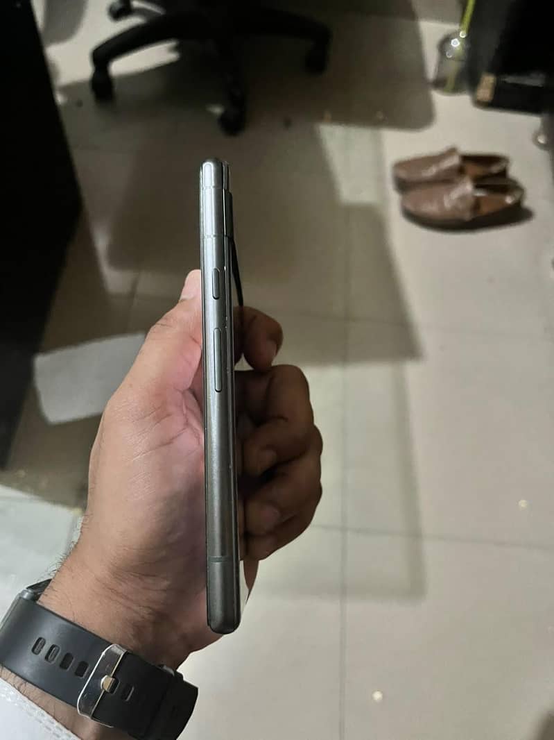 Google Pixel 7a 2