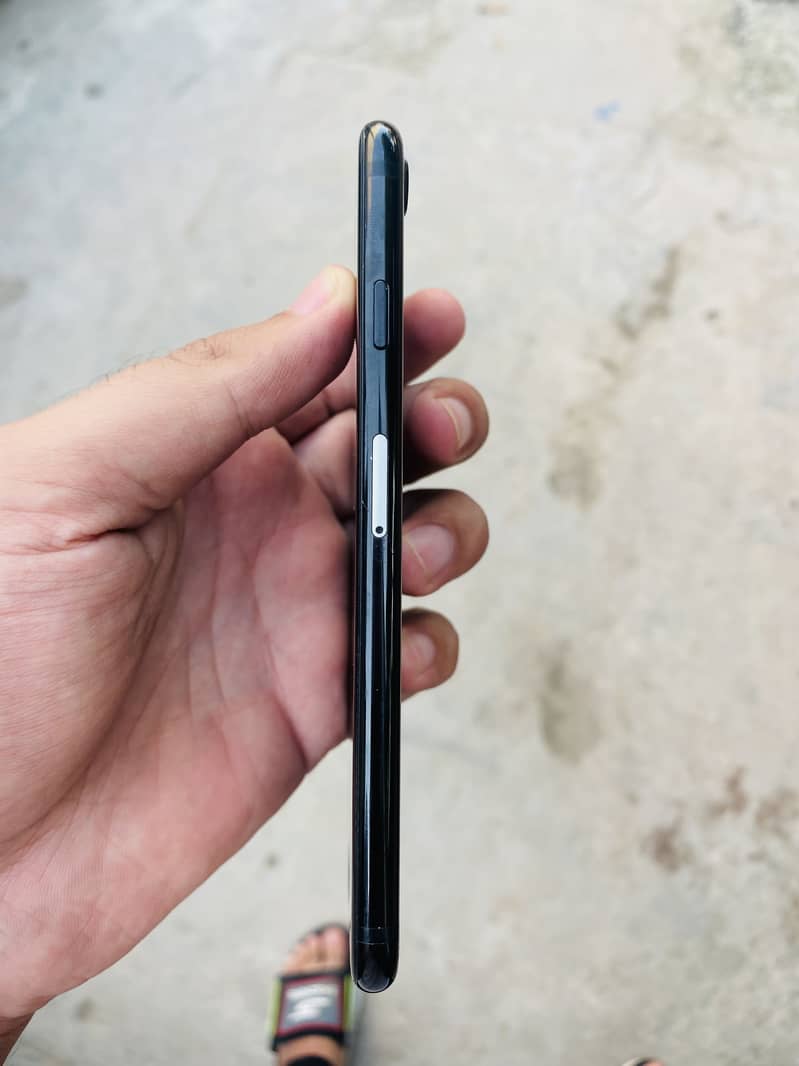 Apple iPhone 7 Bypass 2